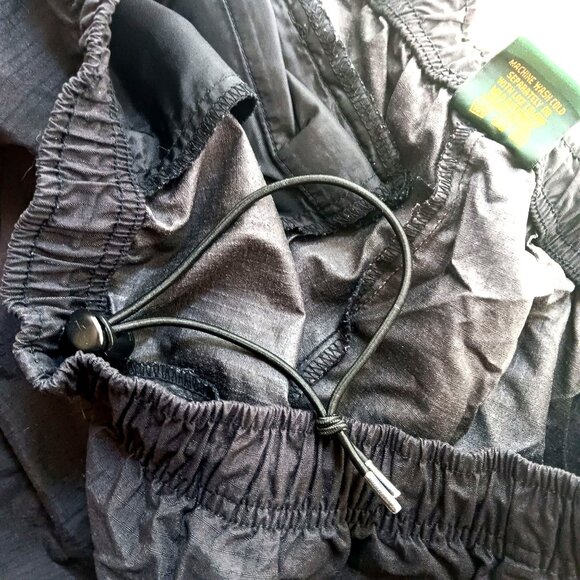 Vintage Y2K men's Cabelas XL Tall Black Nylon Rip Stop Pants Zip Leg 38x34 - Picture 4 of 5